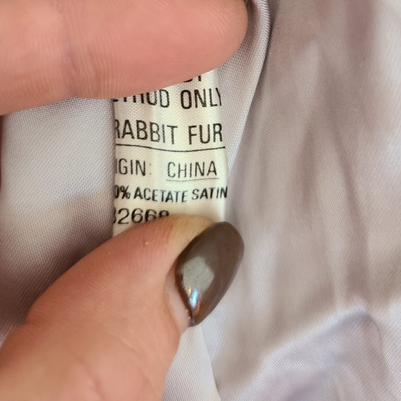 VINTAGE - RABBIT FUR COAT - Picture 9 of 12